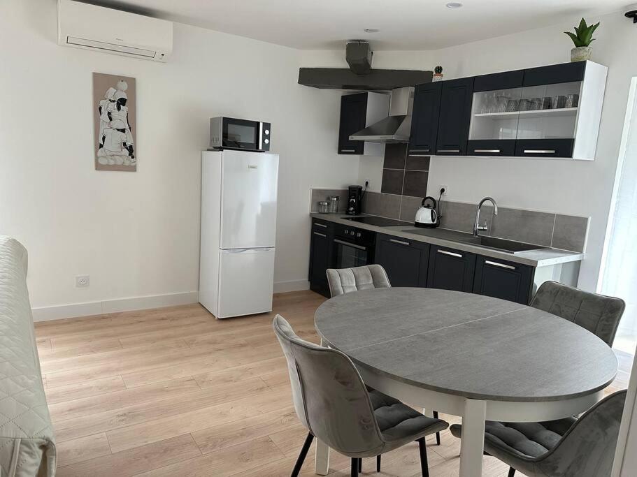 Chez Gaelle Apartment Trebes Luaran gambar